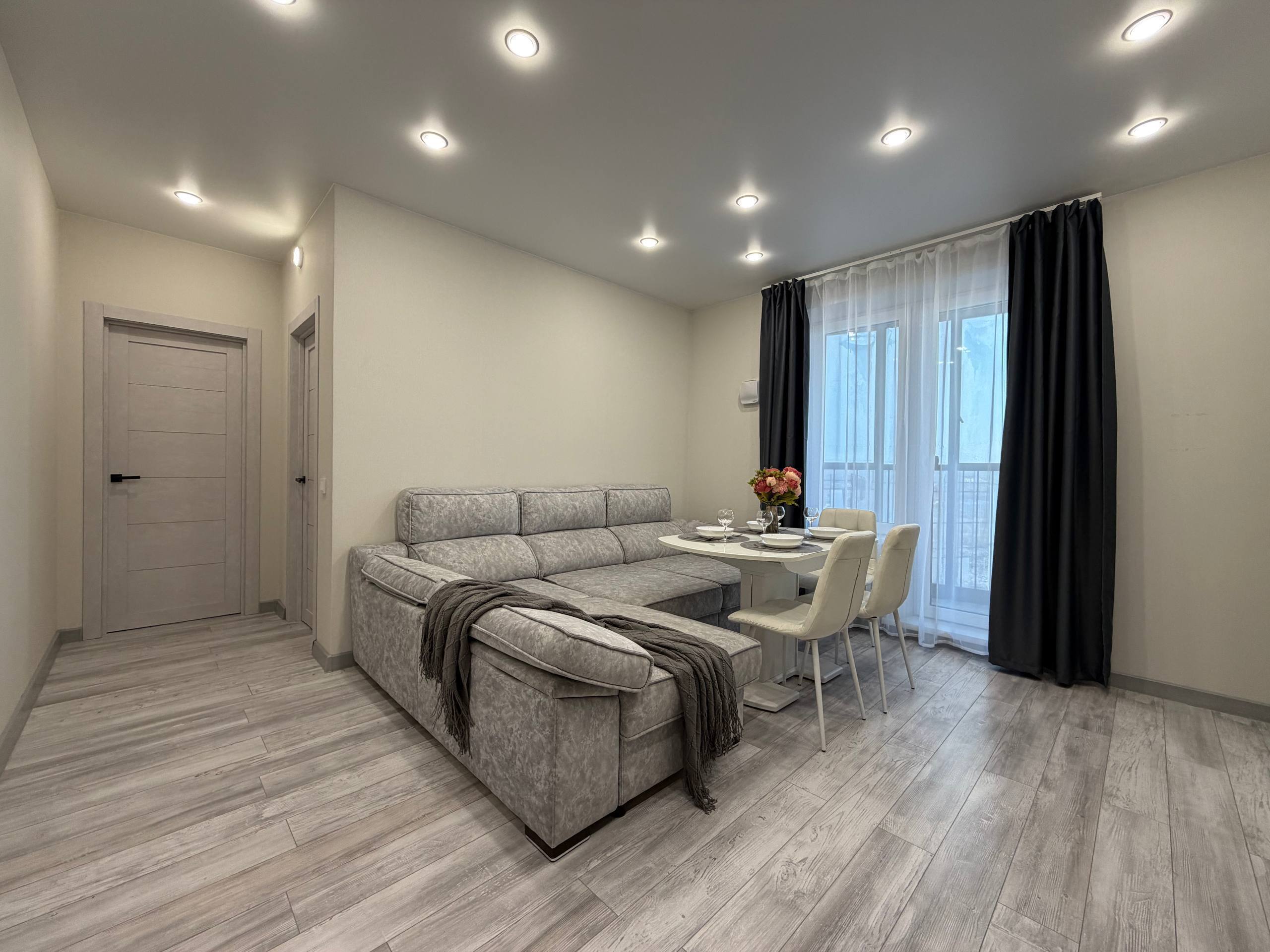 HOME HOTEL улица Гаранина, 43