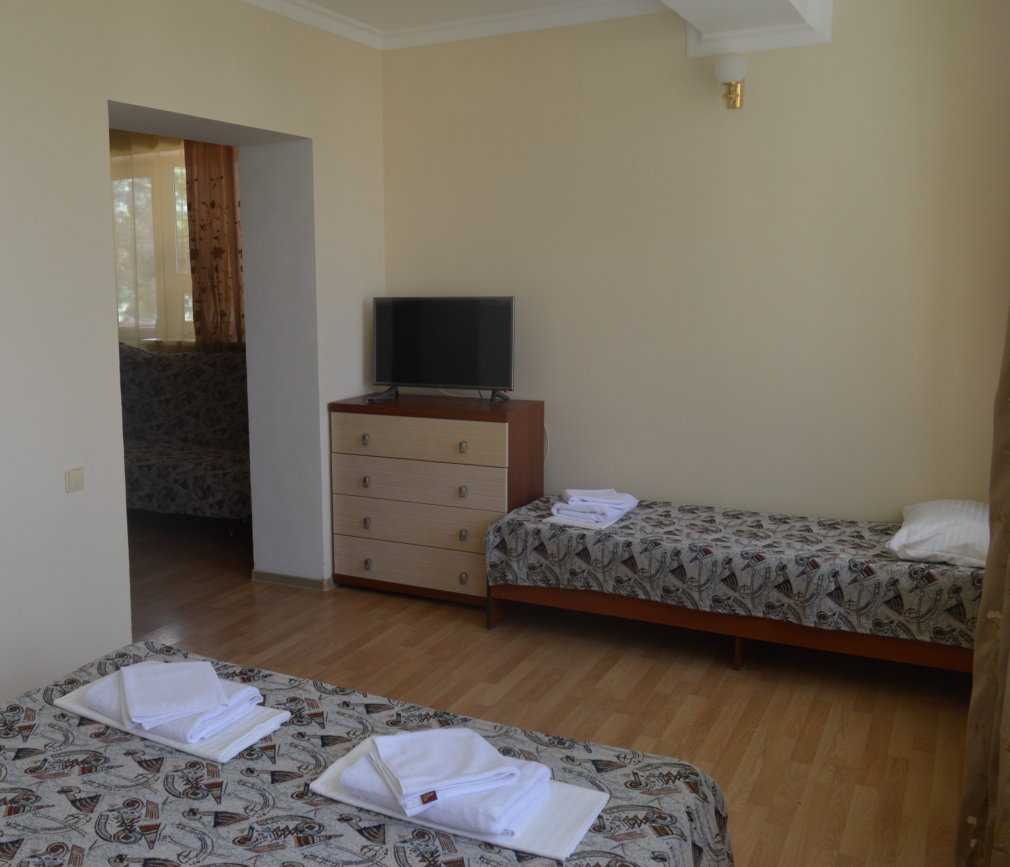 Стандартный 3-местный 2-комнатный (с кухней)