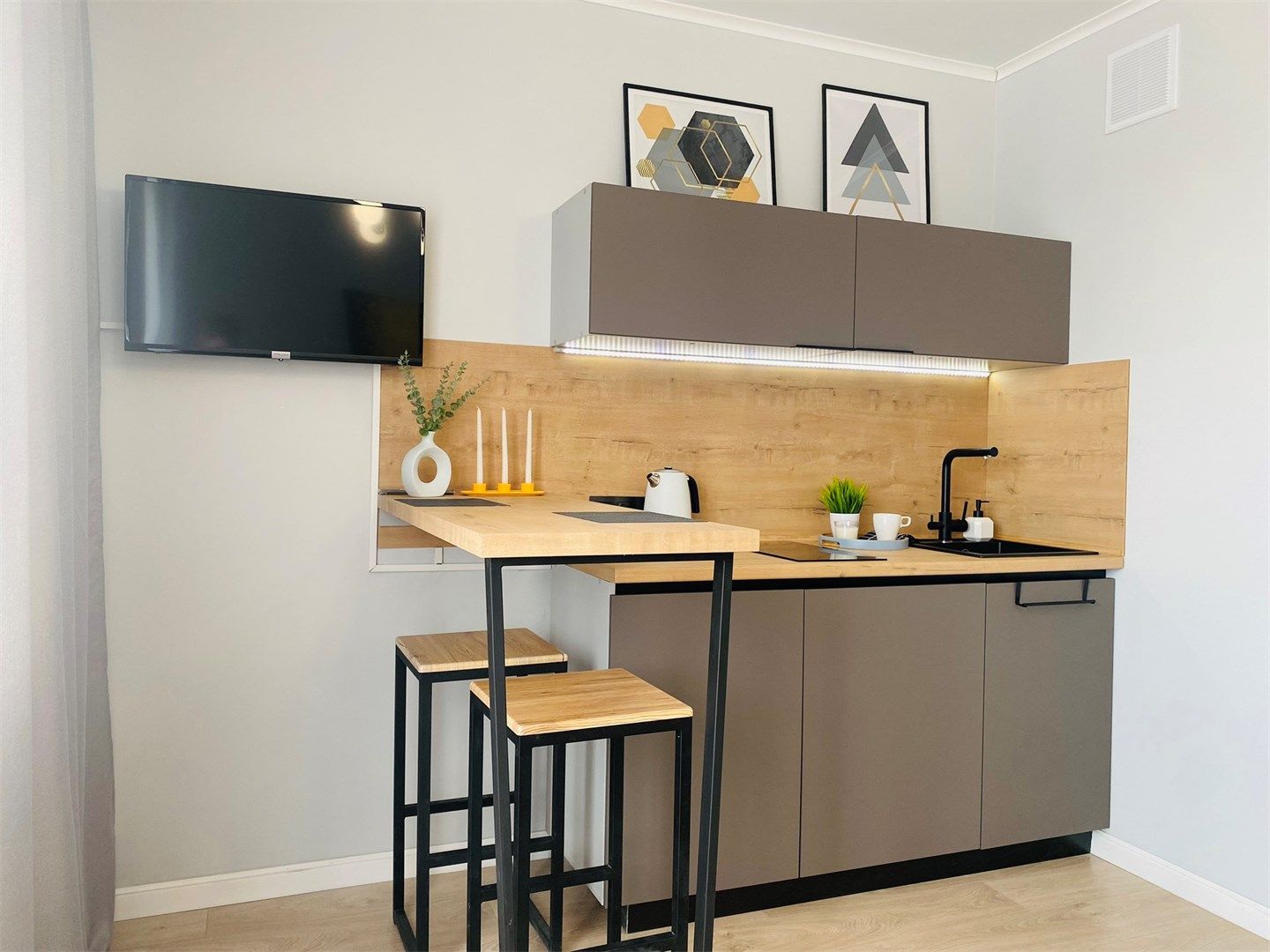 Родник Apartmet 10 этаж (Челяюинск)