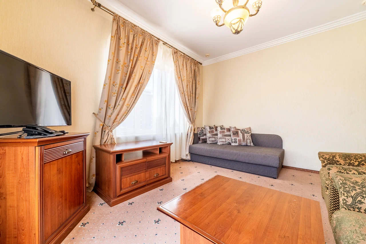 Люкс 5-местный 2-комнатный