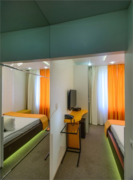 APARTELLO на Толстого