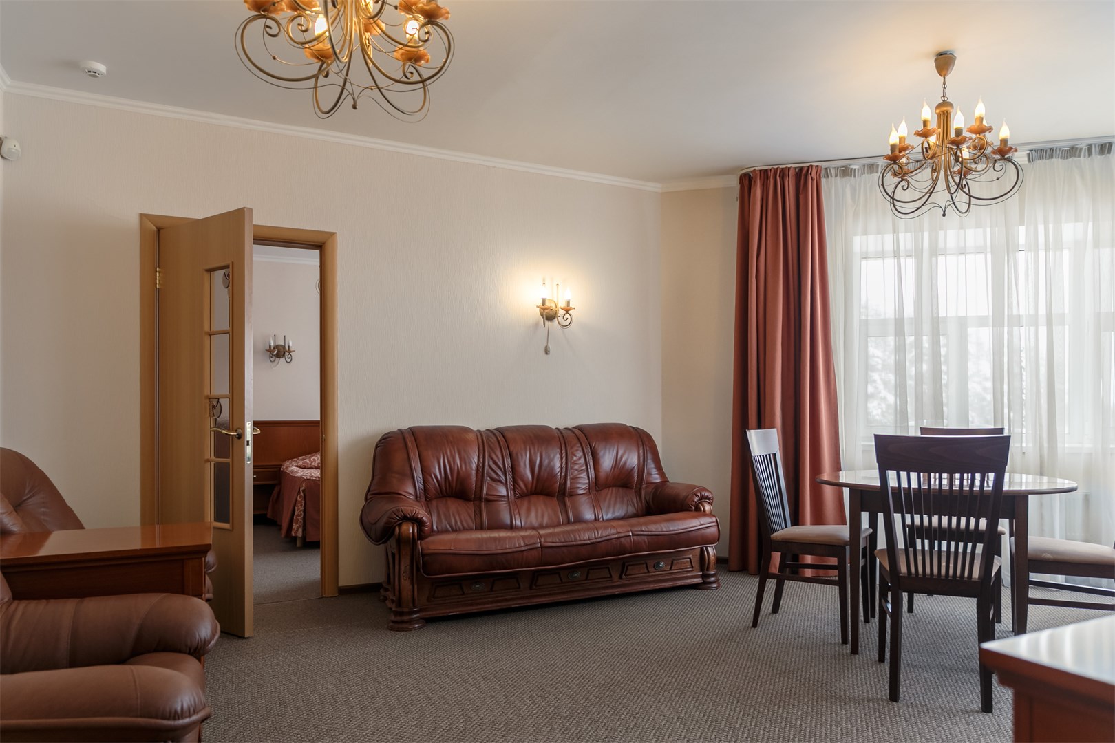 Фотография Сюит 4-местный (№7)