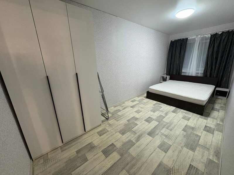 EasyRent на Авроры, 217