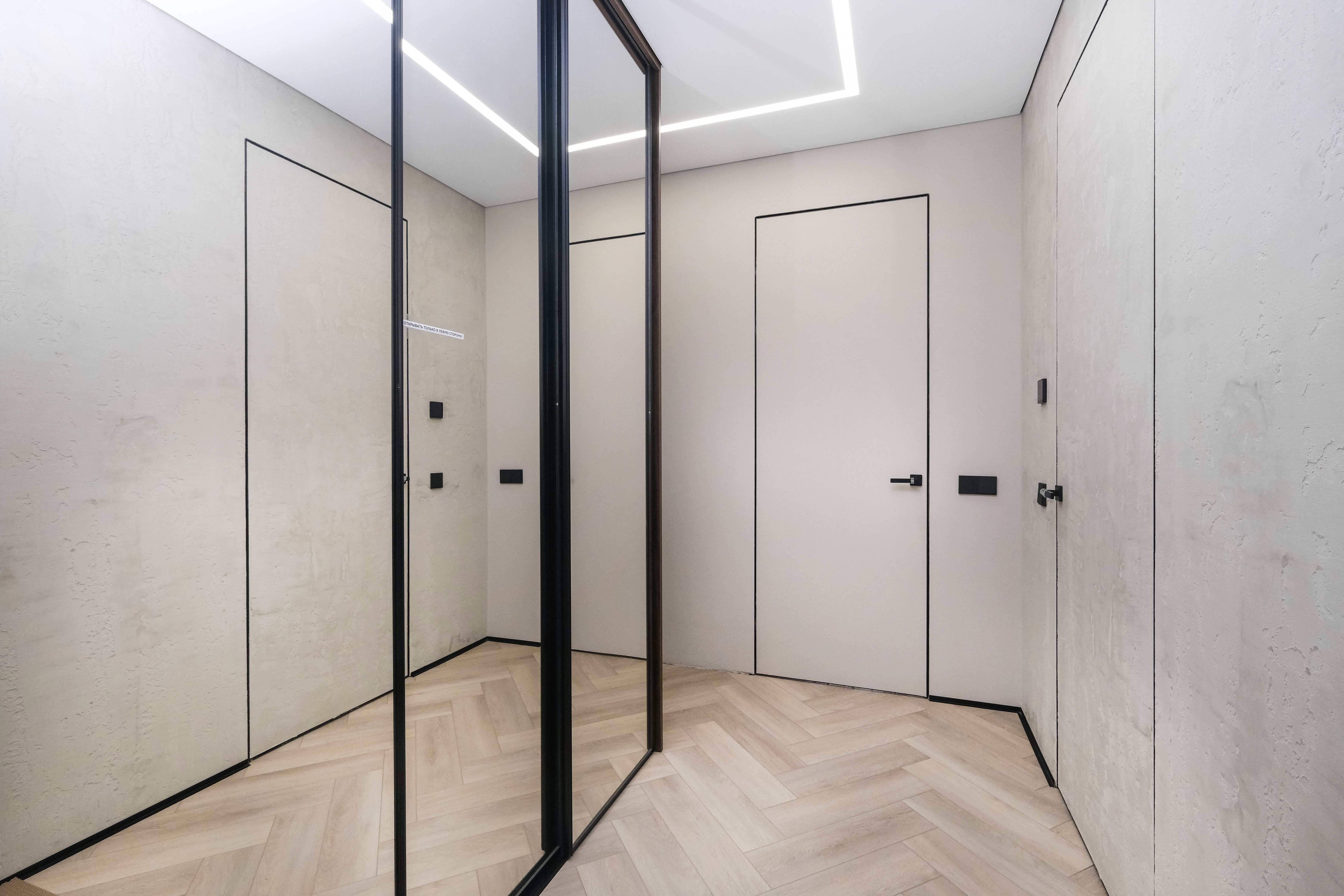 Room Hotel на Коминтерна 89