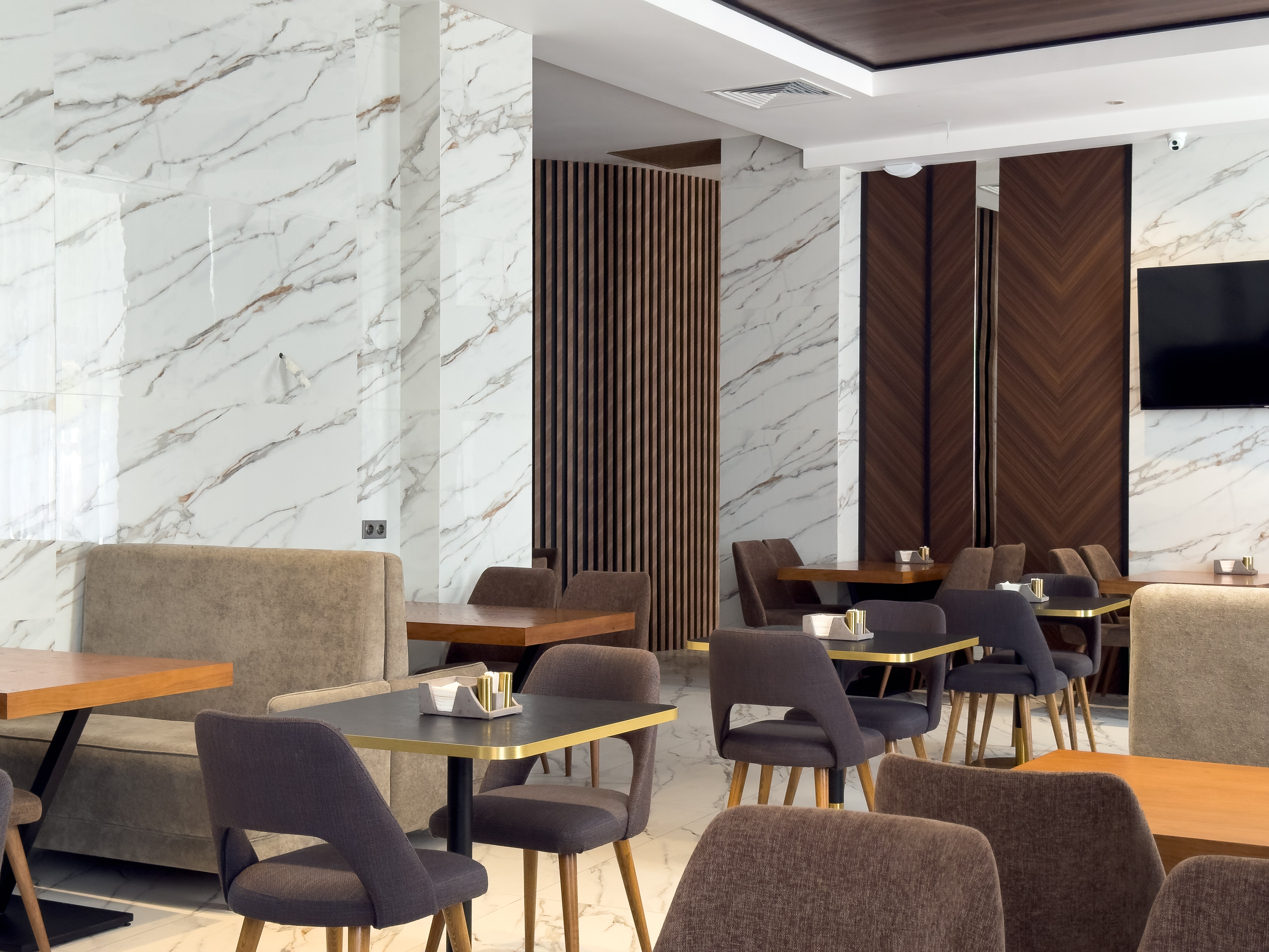 Royal Riviera (Гагра)