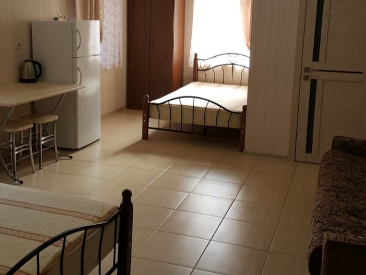 Горный ручей (Гагра)