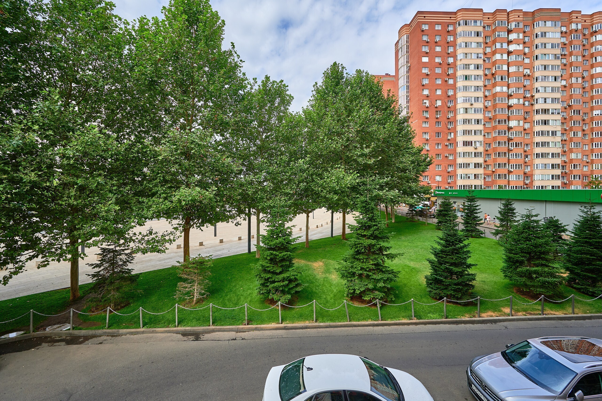 YourPlace улица имени Жлобы, д. 139