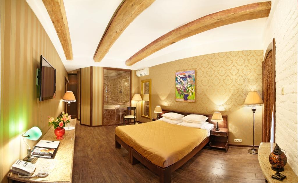 Фотография Делюкс 2-местный (вид на набережную)