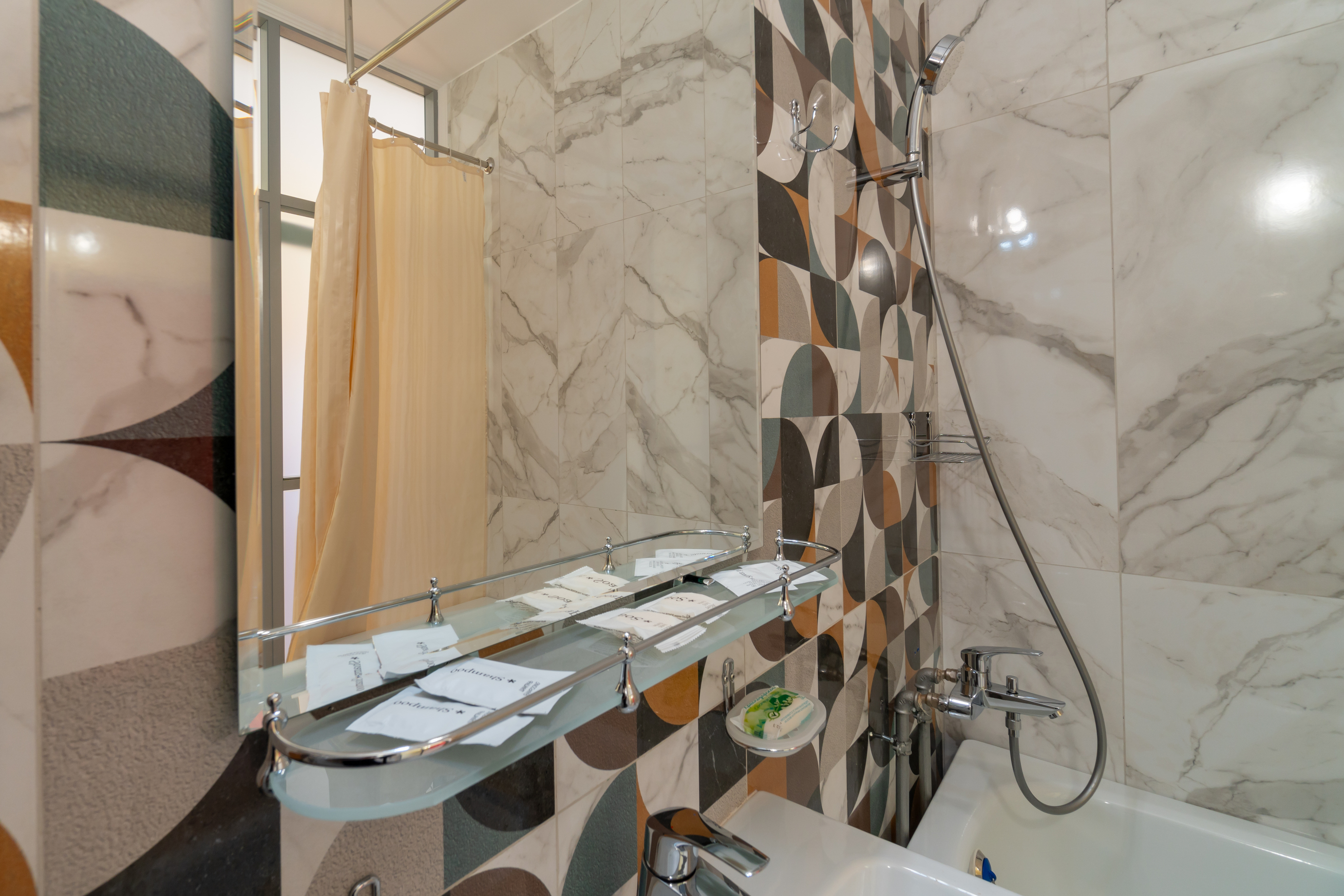 Эконом-класс 2-местный 1-комнатный (без балкона)