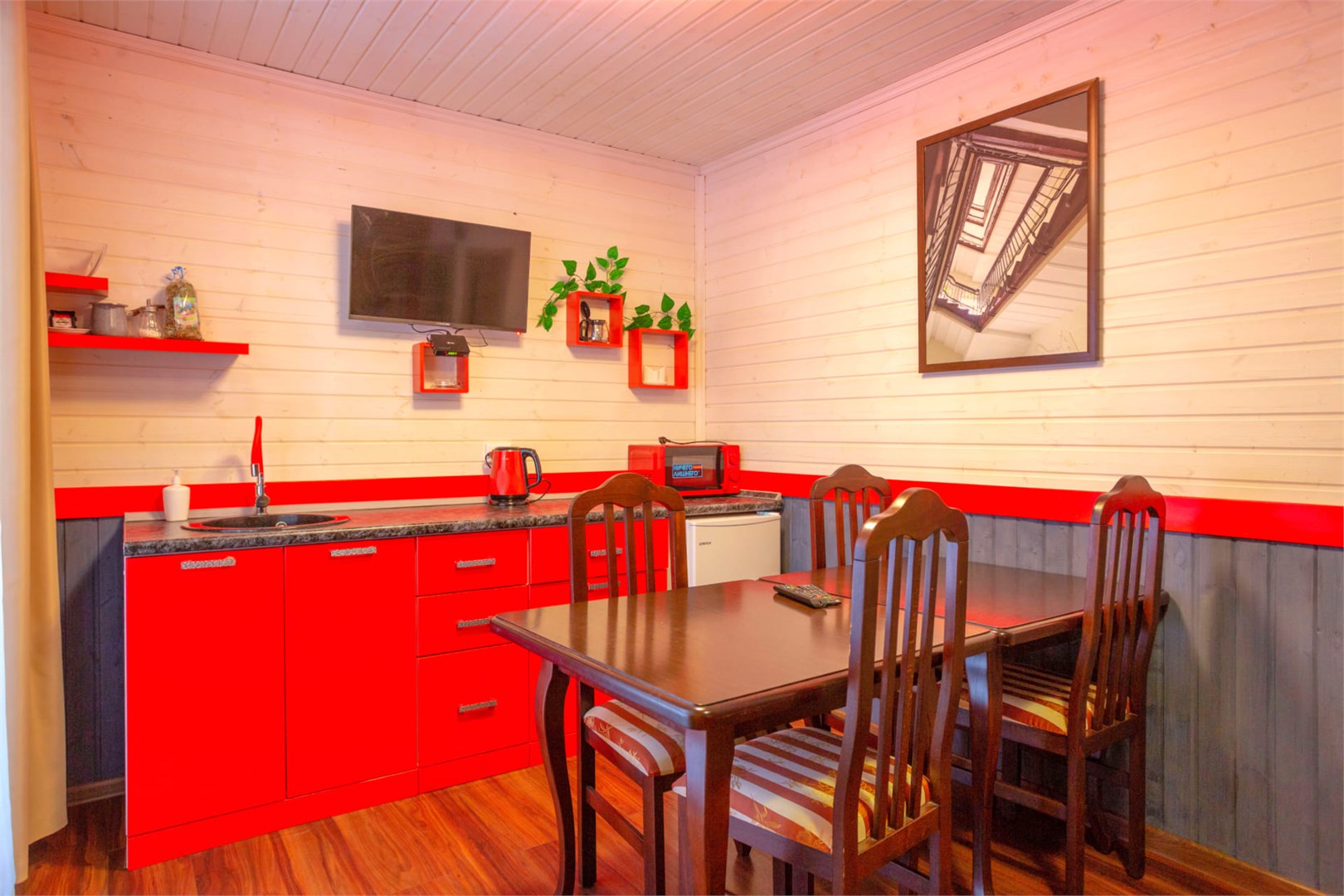 Дом Сюит 4-местный 2-комнатный