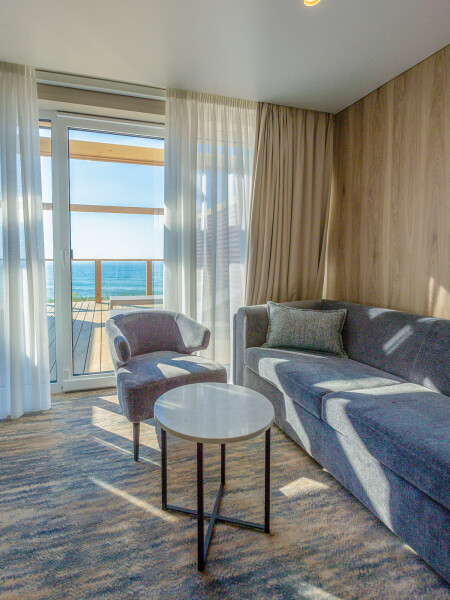 Люкс 2-местный 1-комнатный (с видом на море, 4*)