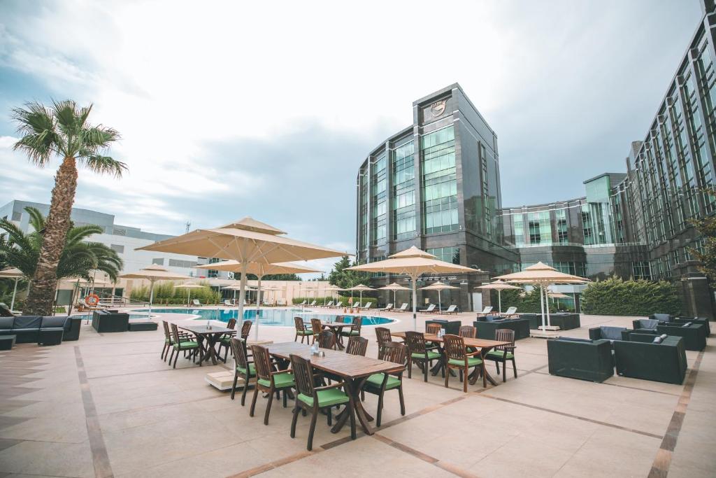 Fly Inn Baku
