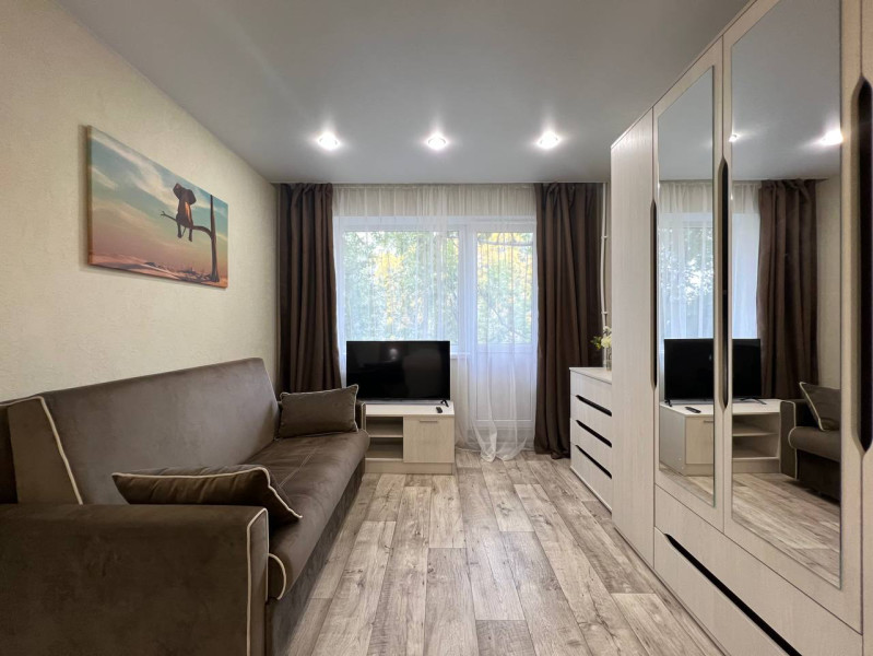 EasyRent на Димитрова,60