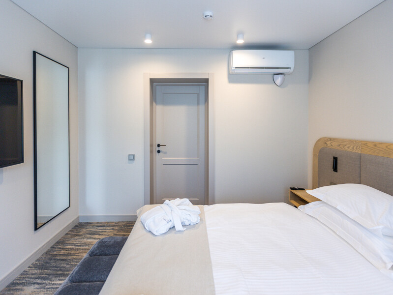 Люкс 2-местный 1-комнатный (с видом на море, 4*)