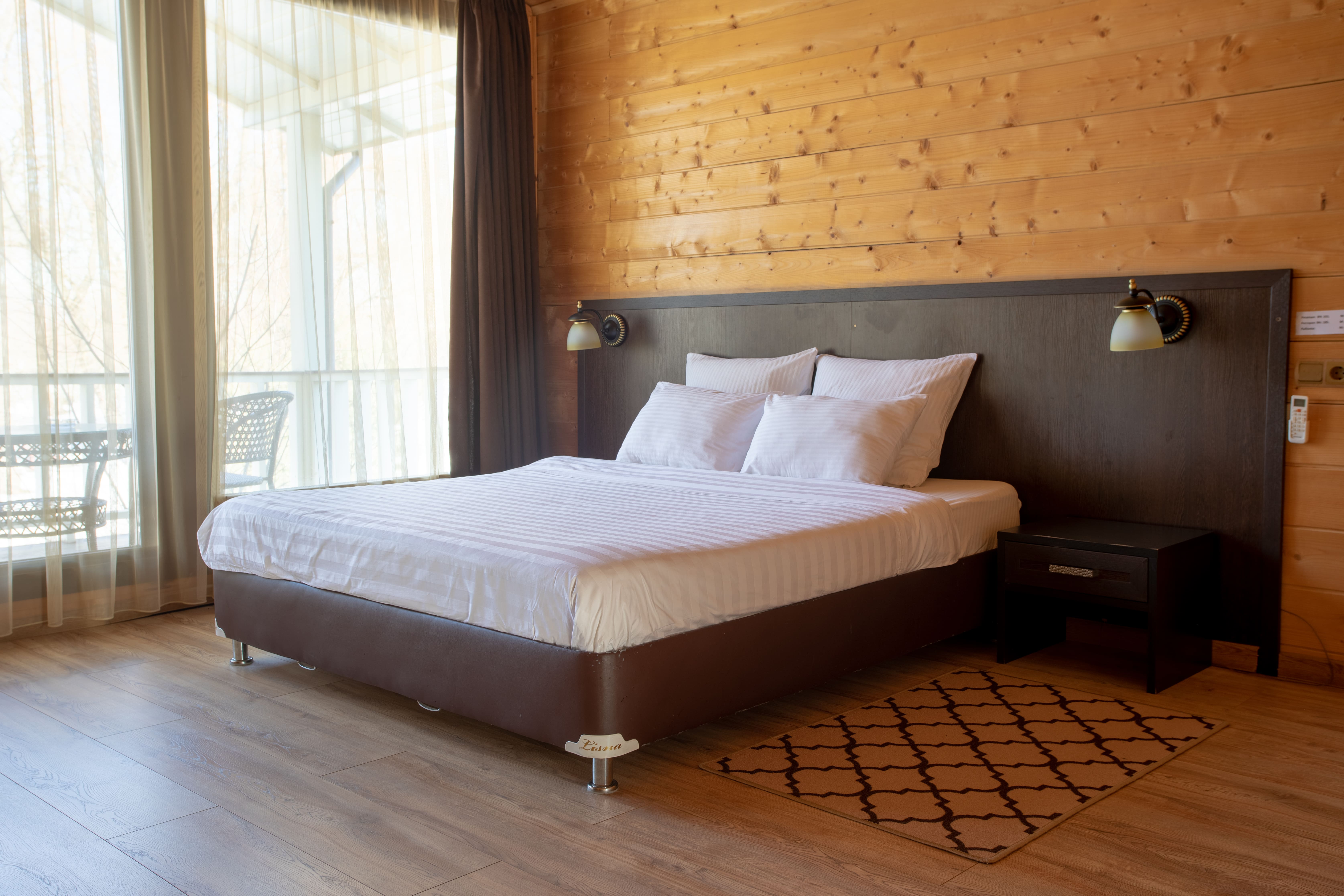 Фотография Люкс 2-м.2 к гост.(Рыболовная усадьба)