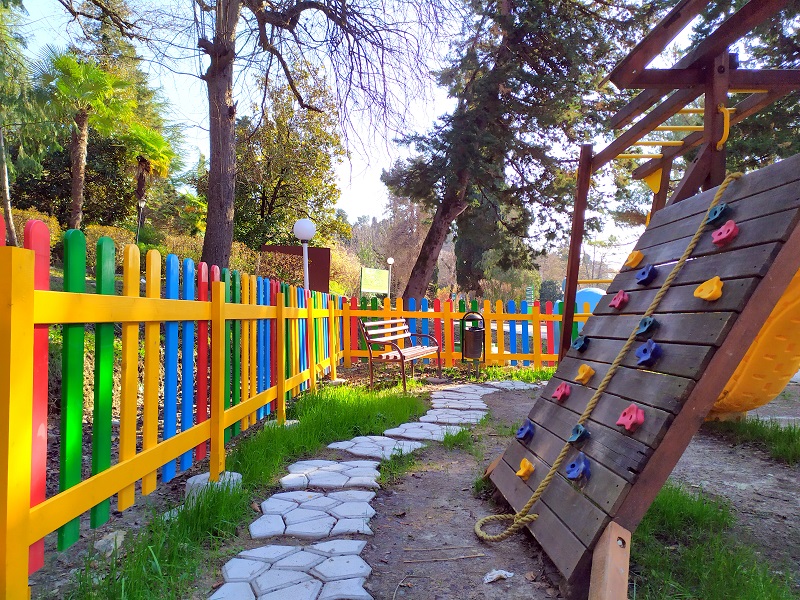 Детская площадка