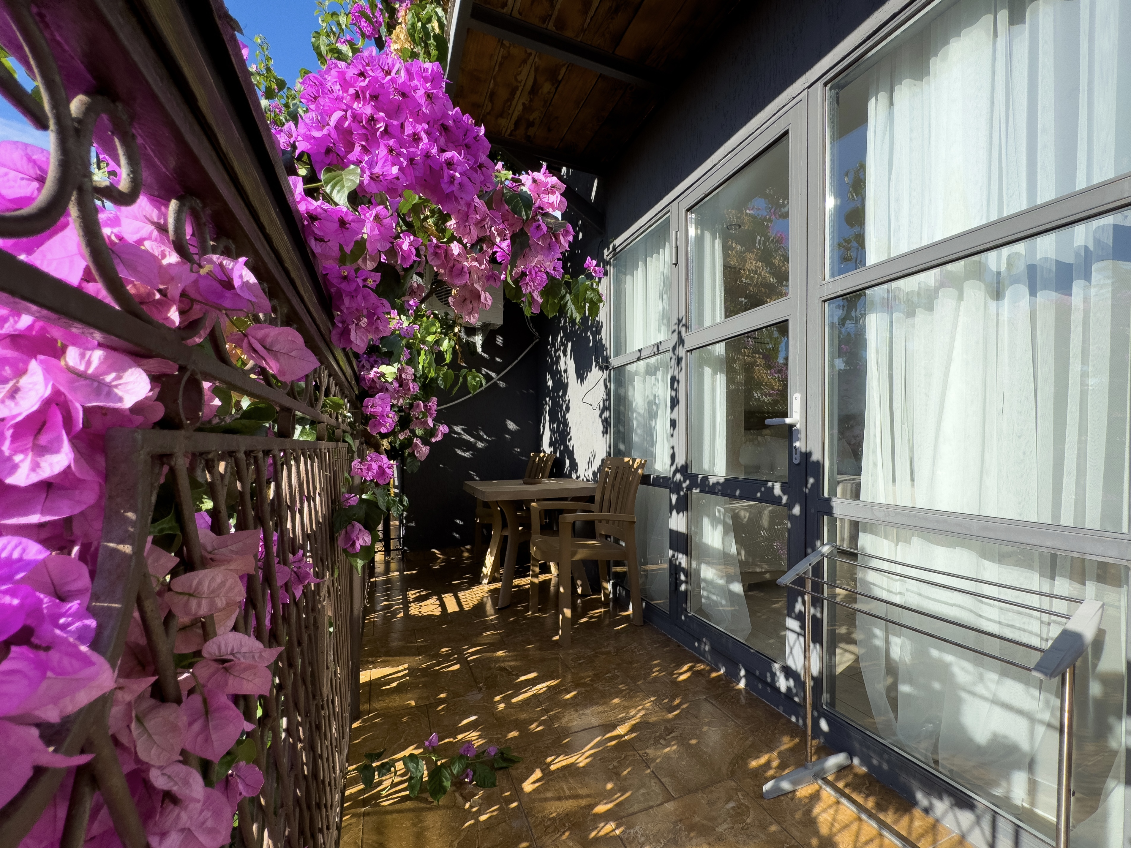 Супериор Плюс 3-местный 1-комнатный (с балконом)