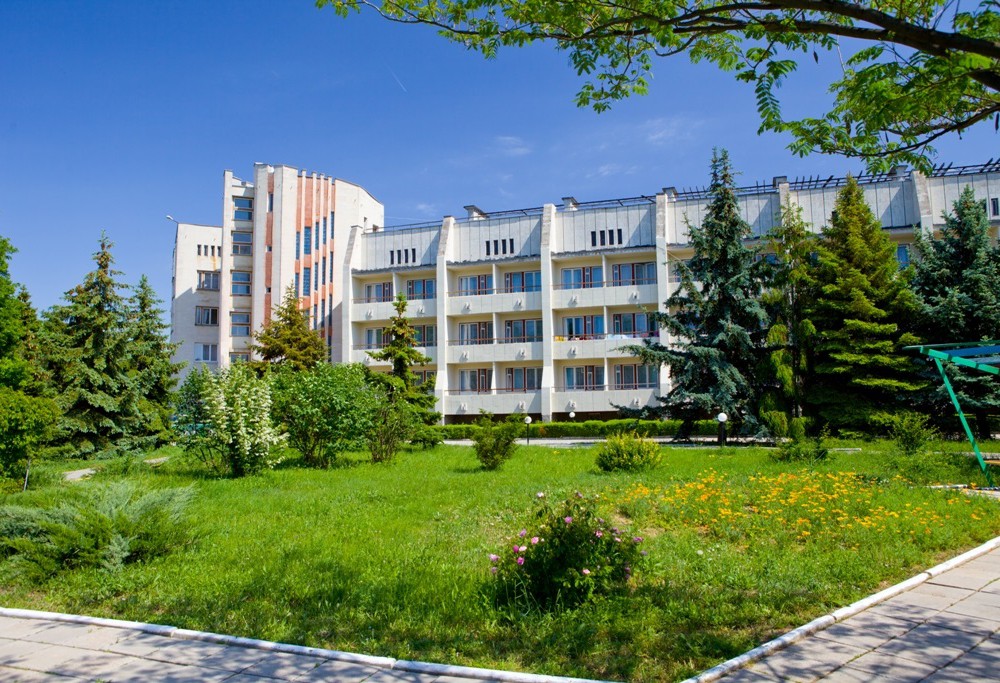 Ателика Таврида — Угловое, село