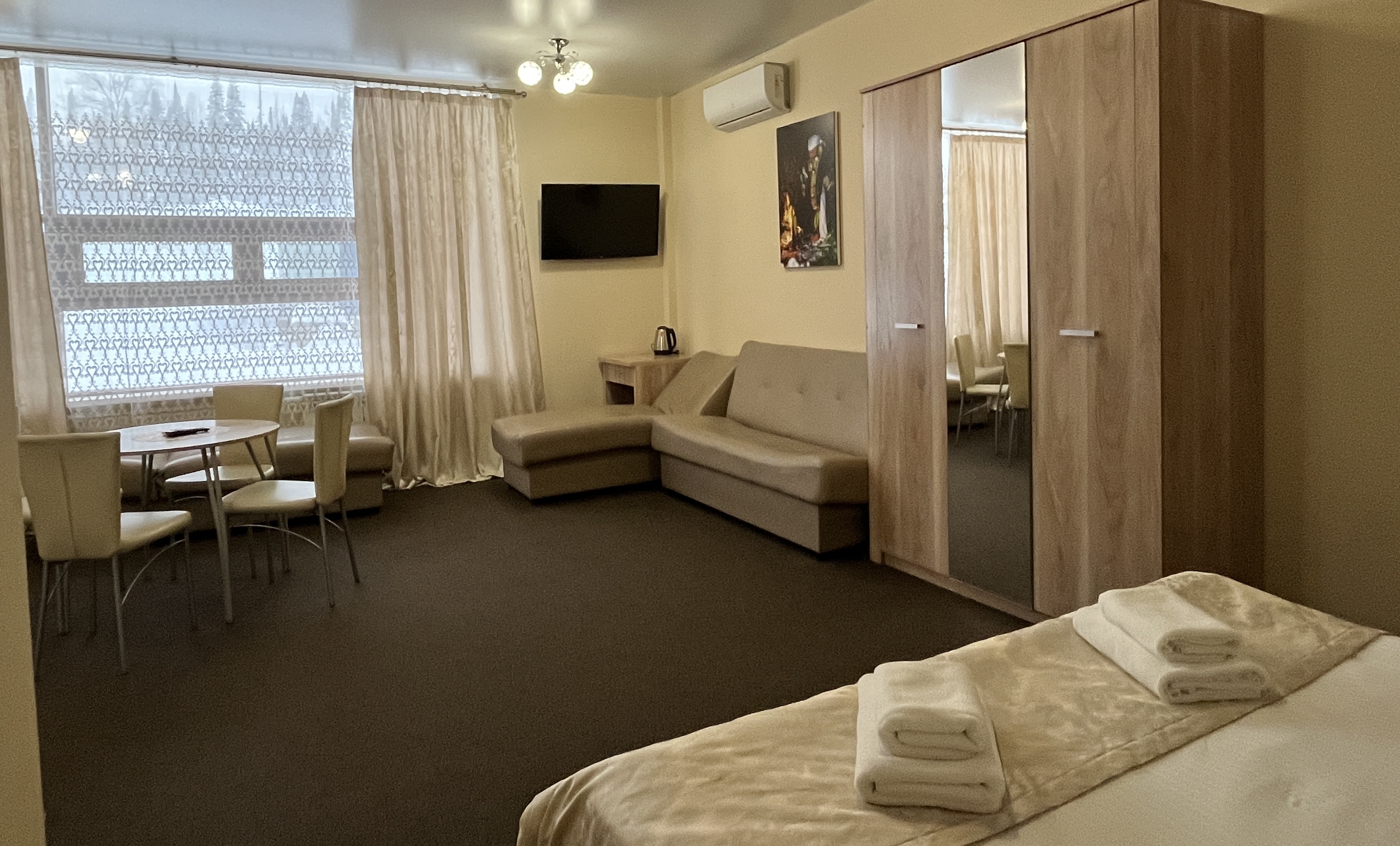 Джуниор сюит 2-местный (студия)