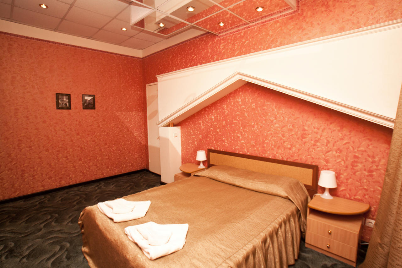 гостиница охтинская в санкт петербурге