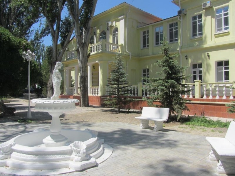 Светлая — Феодосия, город