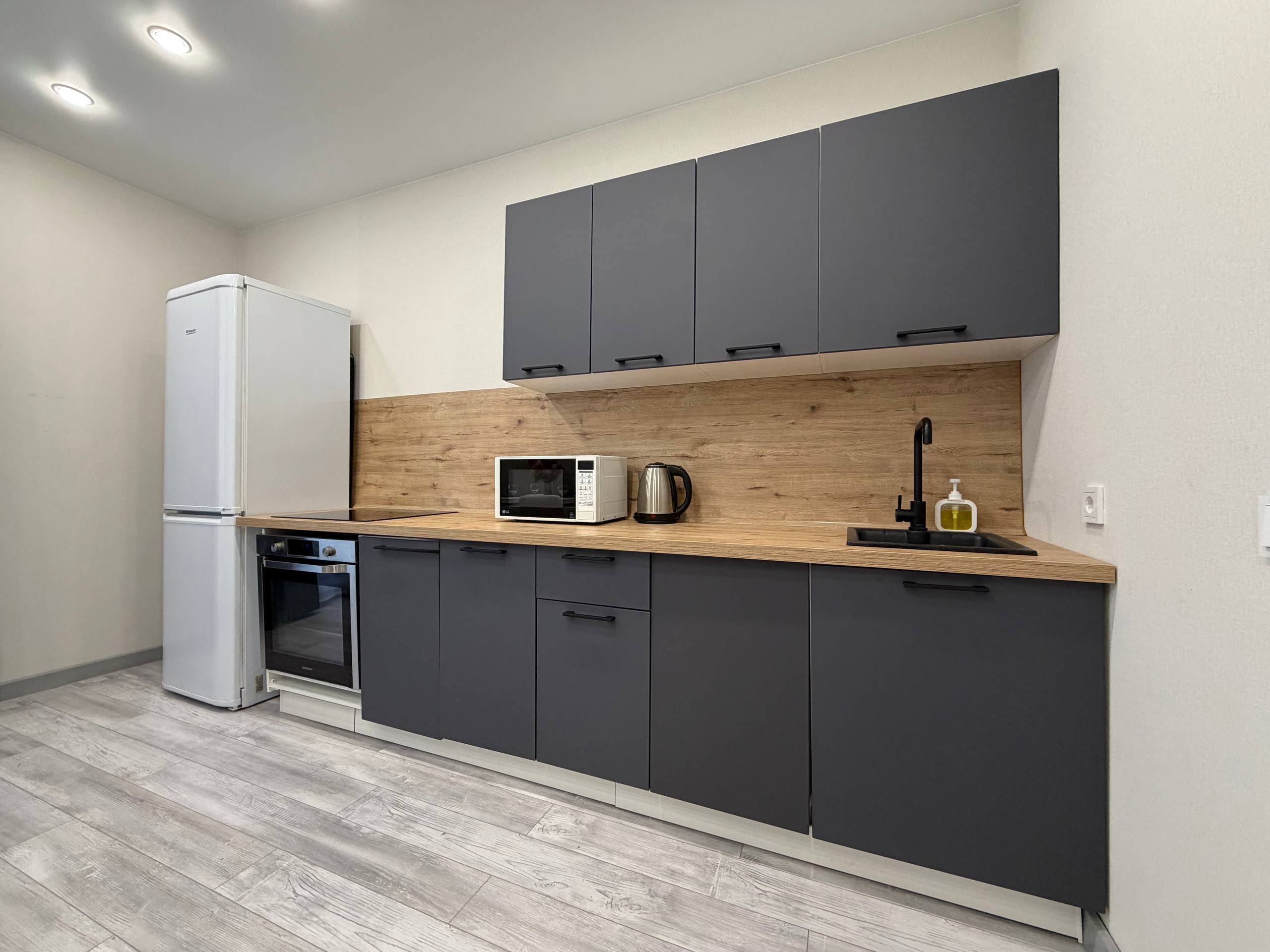 HOME HOTEL улица Гаранина, 43