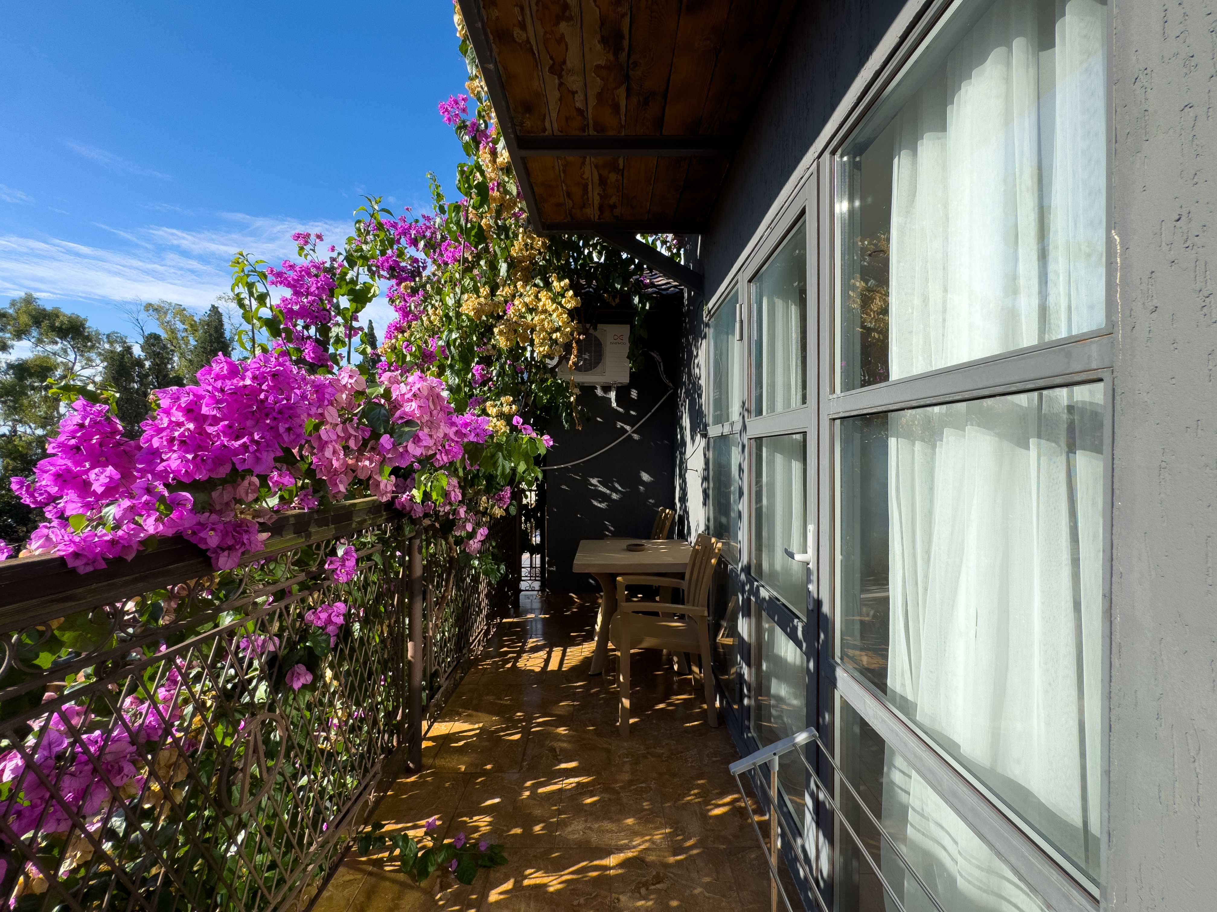 Супериор Плюс 3-местный 1-комнатный (с балконом)