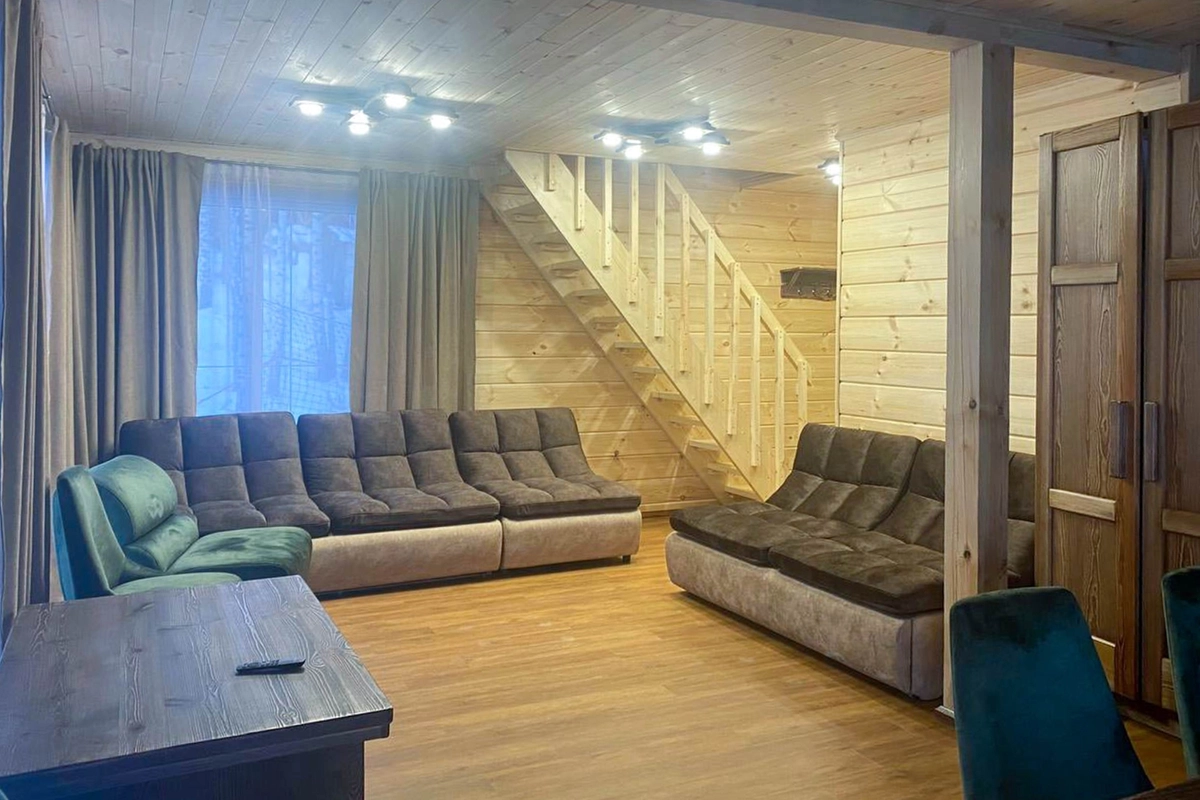 8-местный Forest House 