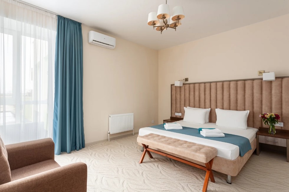 Люкс 2-местный 2-комнатный (без балкона)