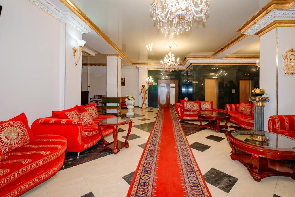 Кипарис (Ольгинка)