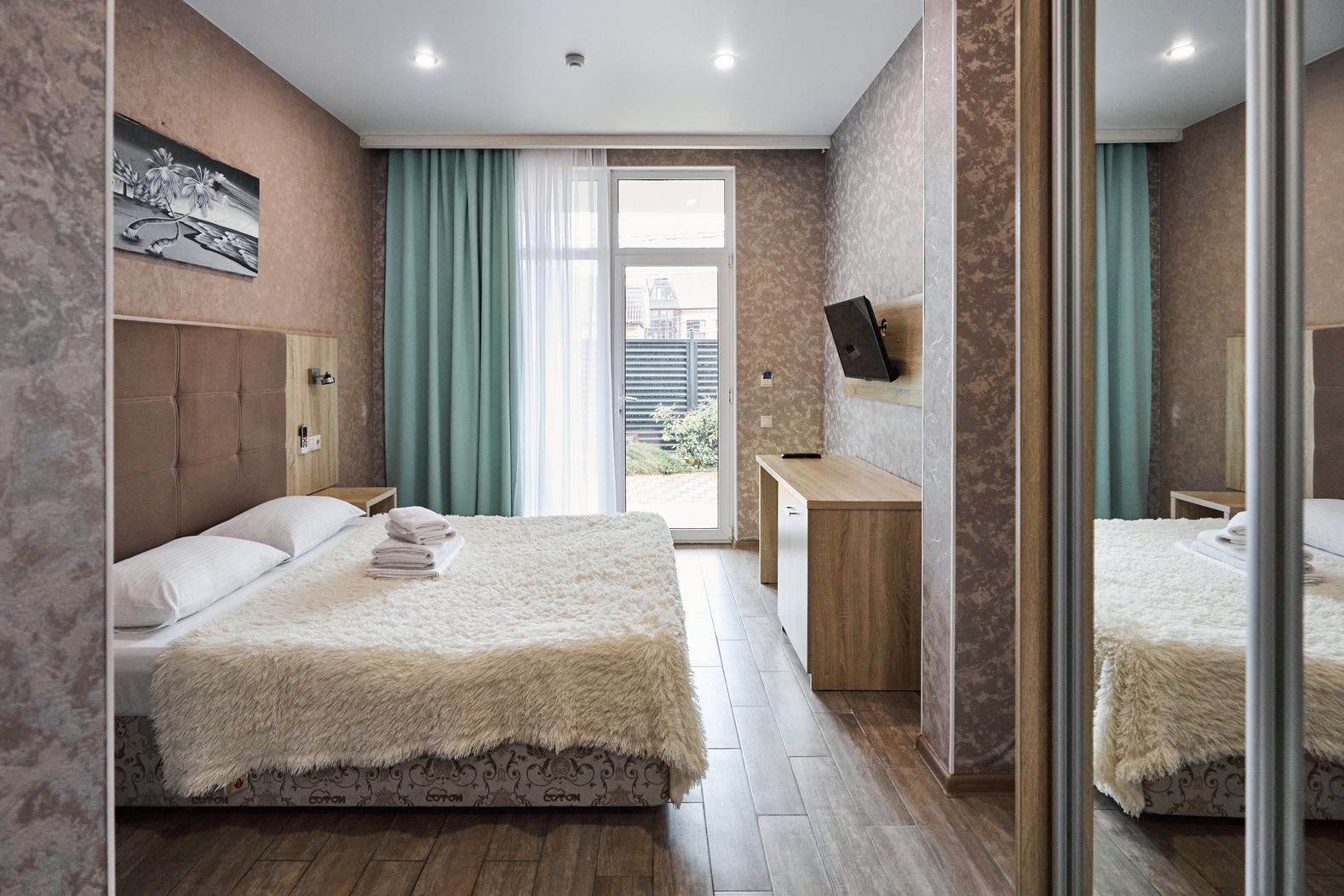 Джуниор сюит 3-местный 1-комнатный