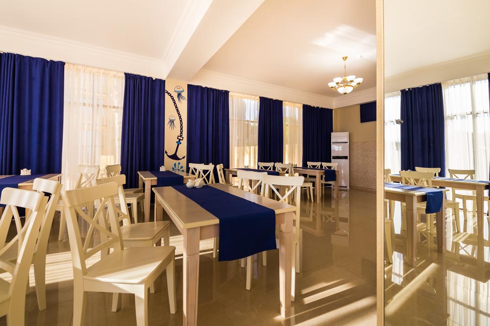 Золотой якорь(Гудаута)