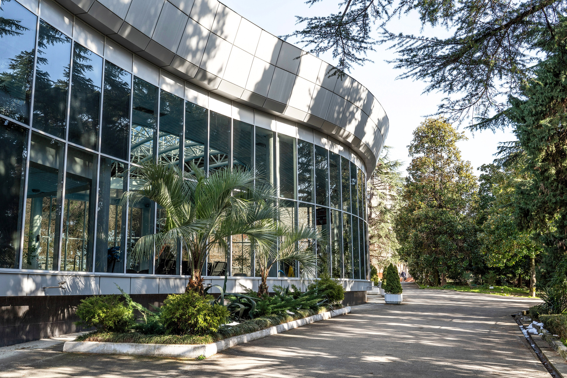 Здание бассейна