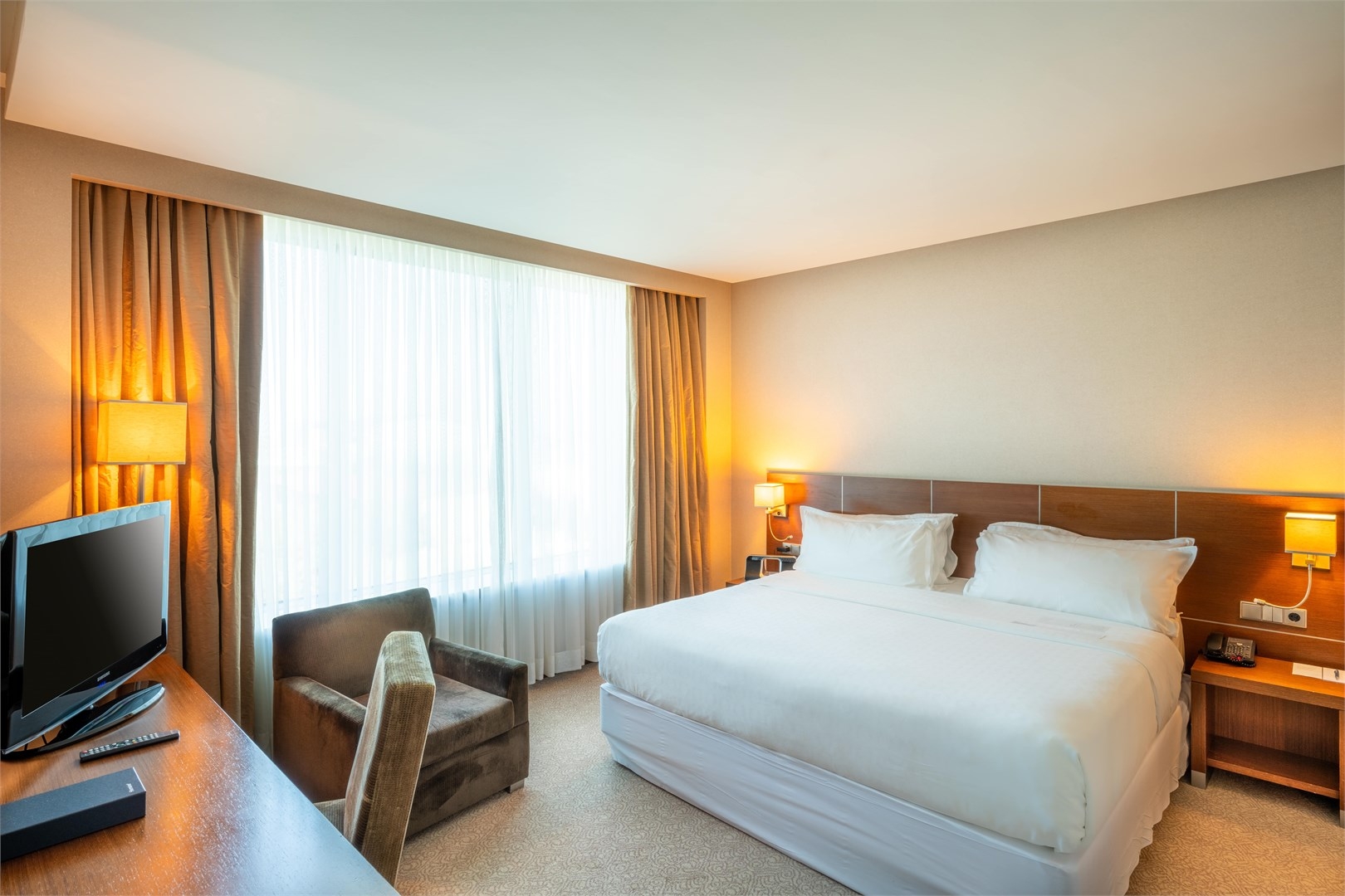 Fly Inn Baku