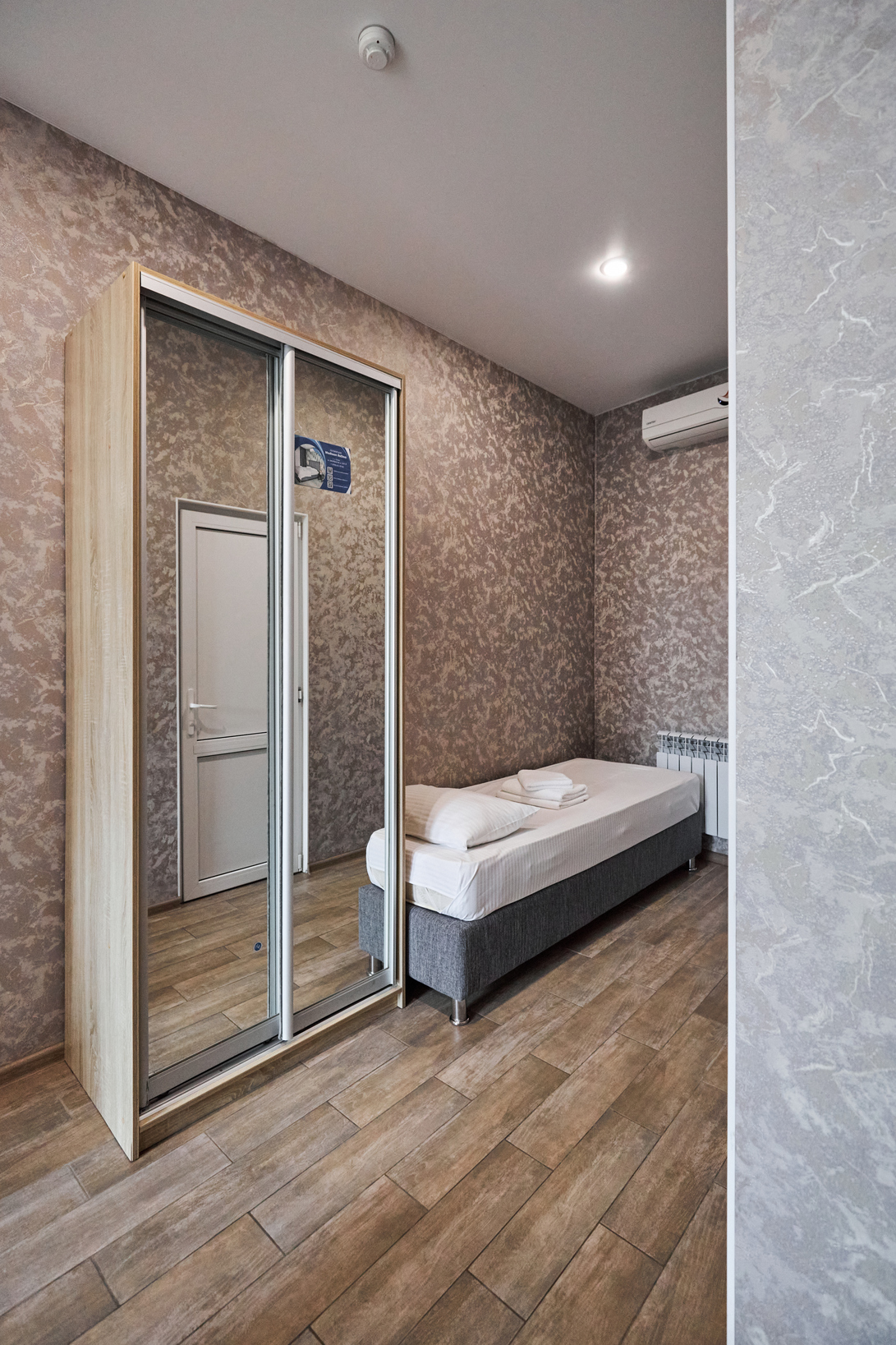 Джуниор сюит 3-местный 1-комнатный