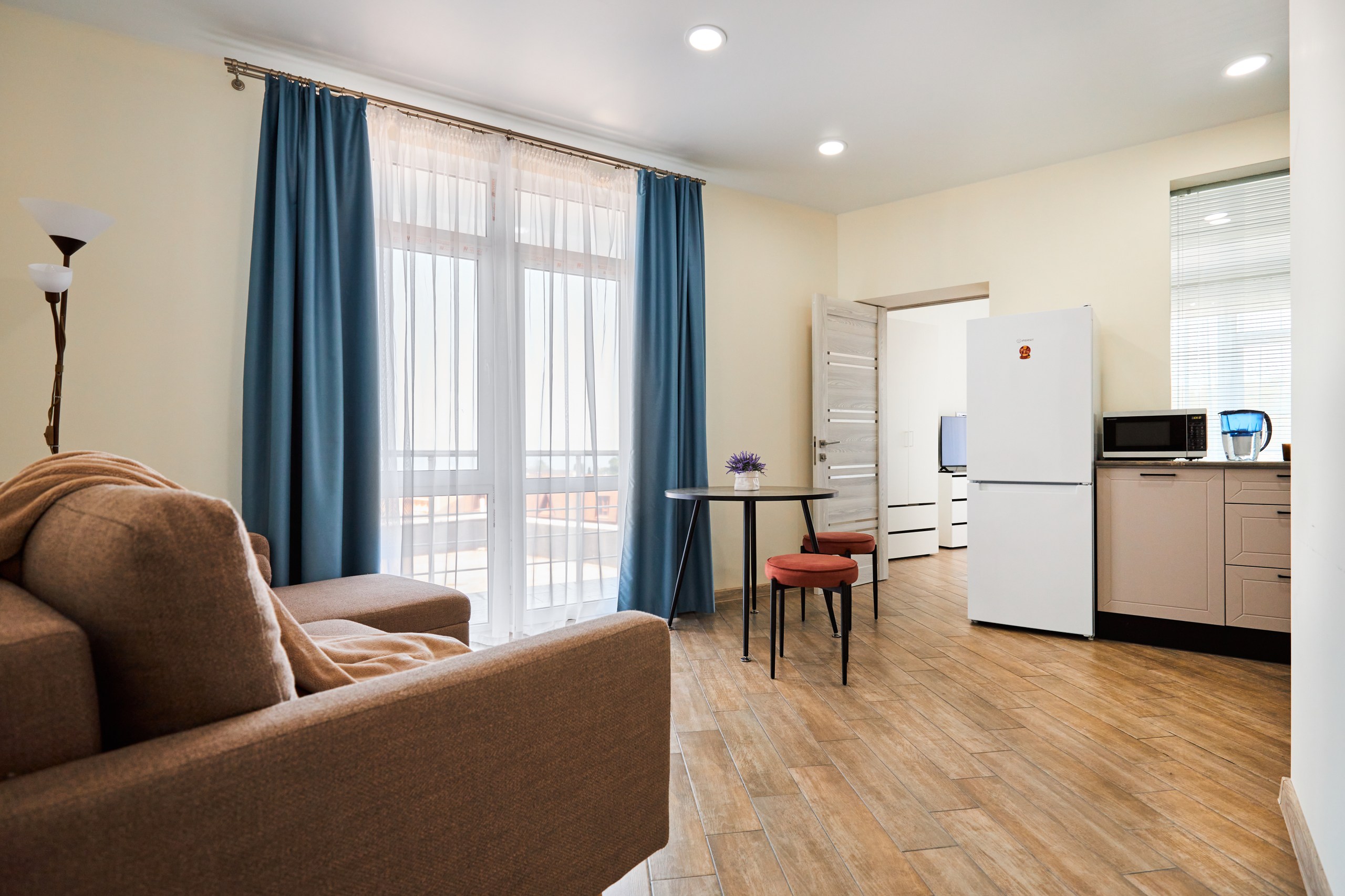 Апартаменты 4-местный 2-комнатный (с кухней, Монако №11)