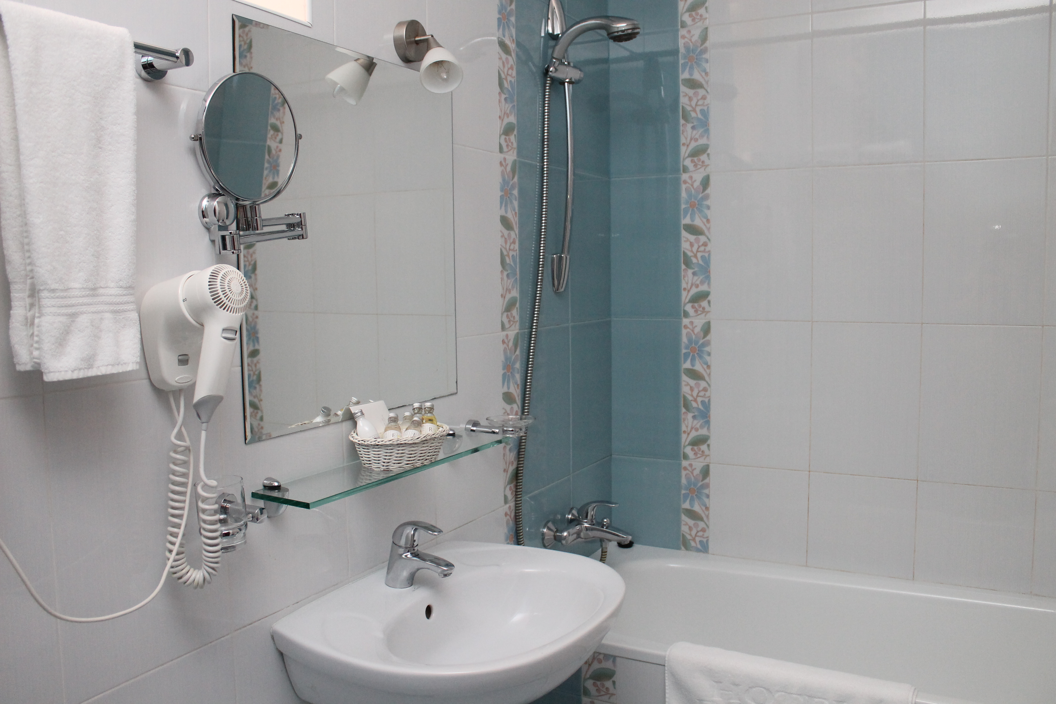 Стандартный Улучшенный 2-местный (с балконом)