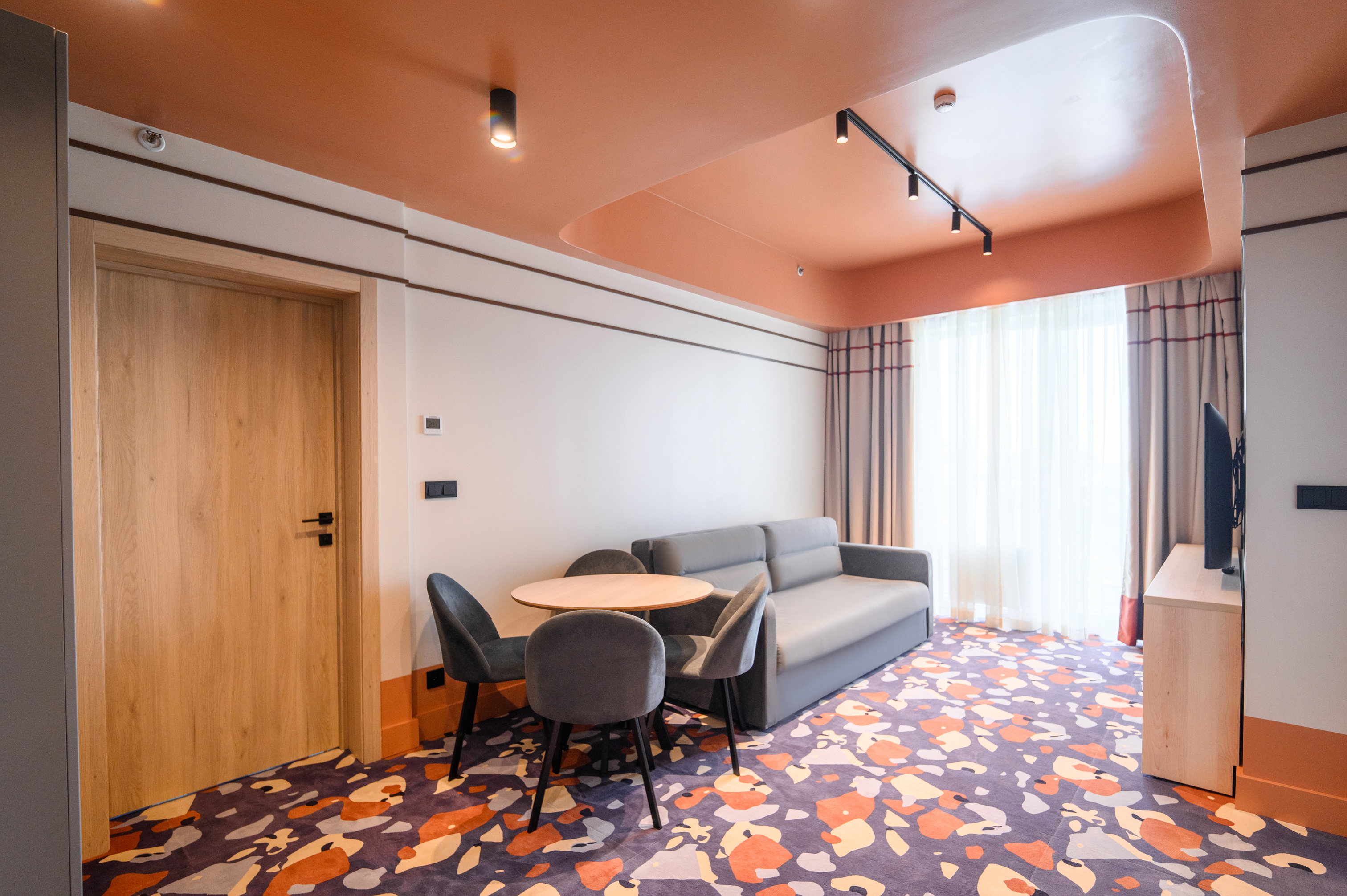 Апартаменты Супериор 2-местный 3-комнатный (с кухней)