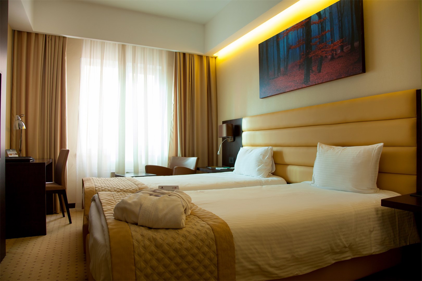 Отели астана сайт. Астана отель комфорт. Comfort Hotel Astana фото. Отель Monaco Astana. Комфорт в гостинице.