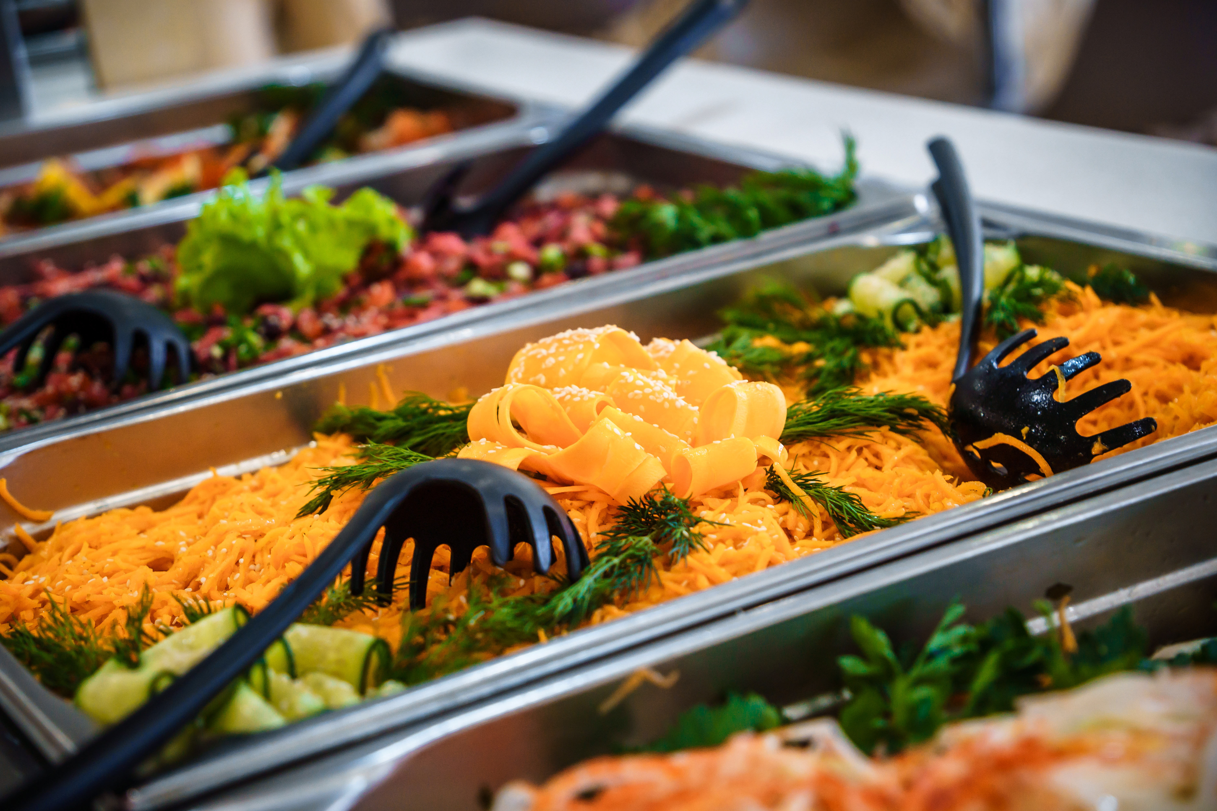 Сервировка шведского стола