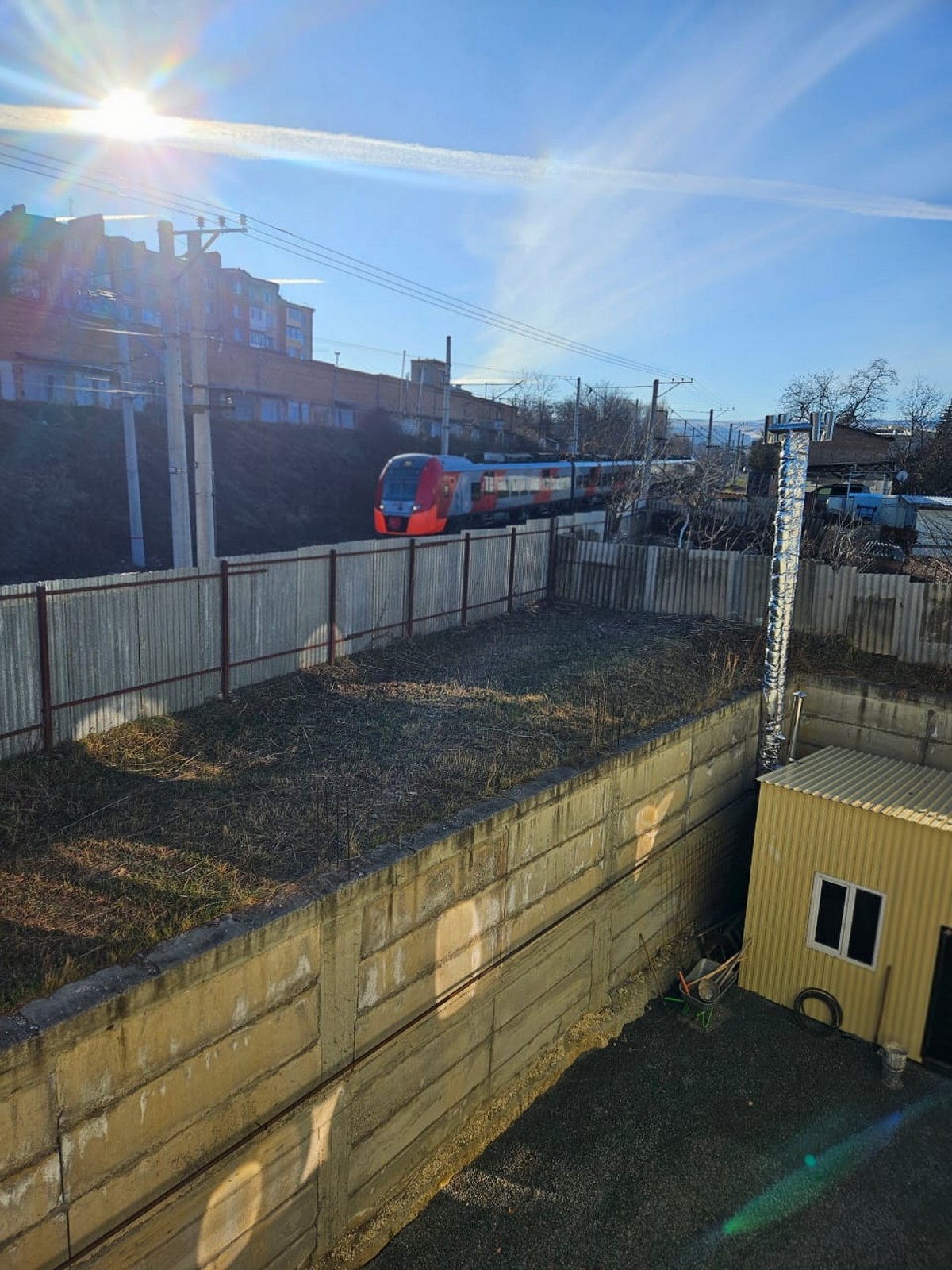 Апартаменты 4-местный 1-комнатный (с видом на город)