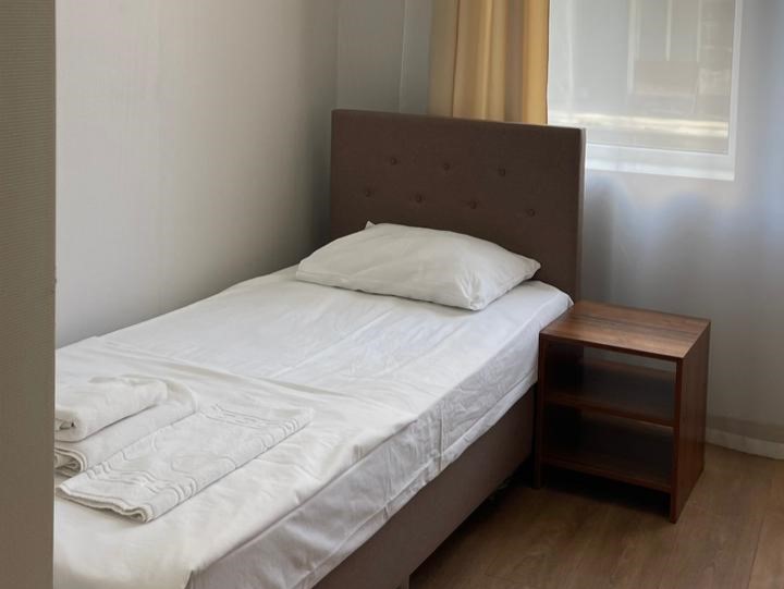 Семейный Эконом 3-местный 2-комнатный (без балкона, территория Солнечный берег, корпуса Солнечный, Жемчужный, Радужный, Янтарный, Лунный)