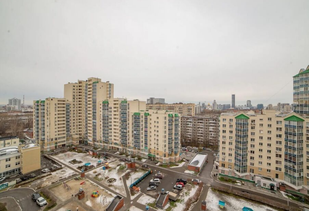 Европа-центр ул. Бажова, 68
