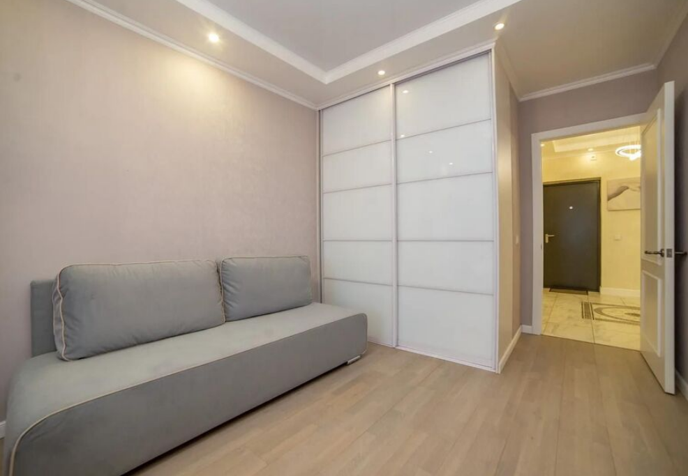Европа-центр Братская улица, 27к3