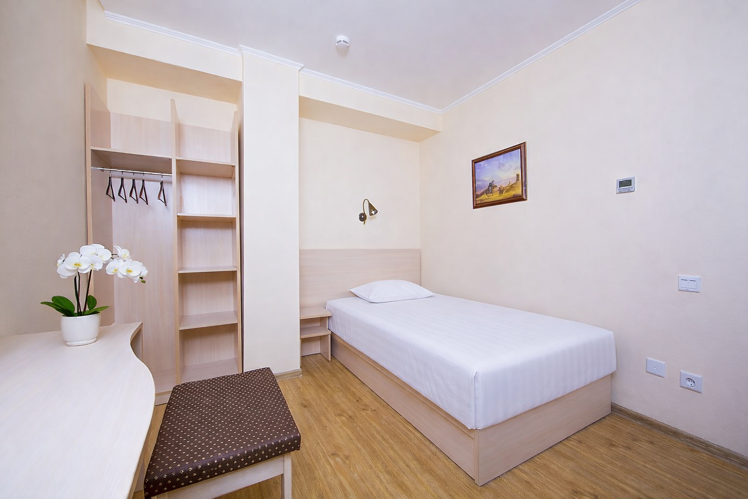 Фотография Первая категория  1-местный