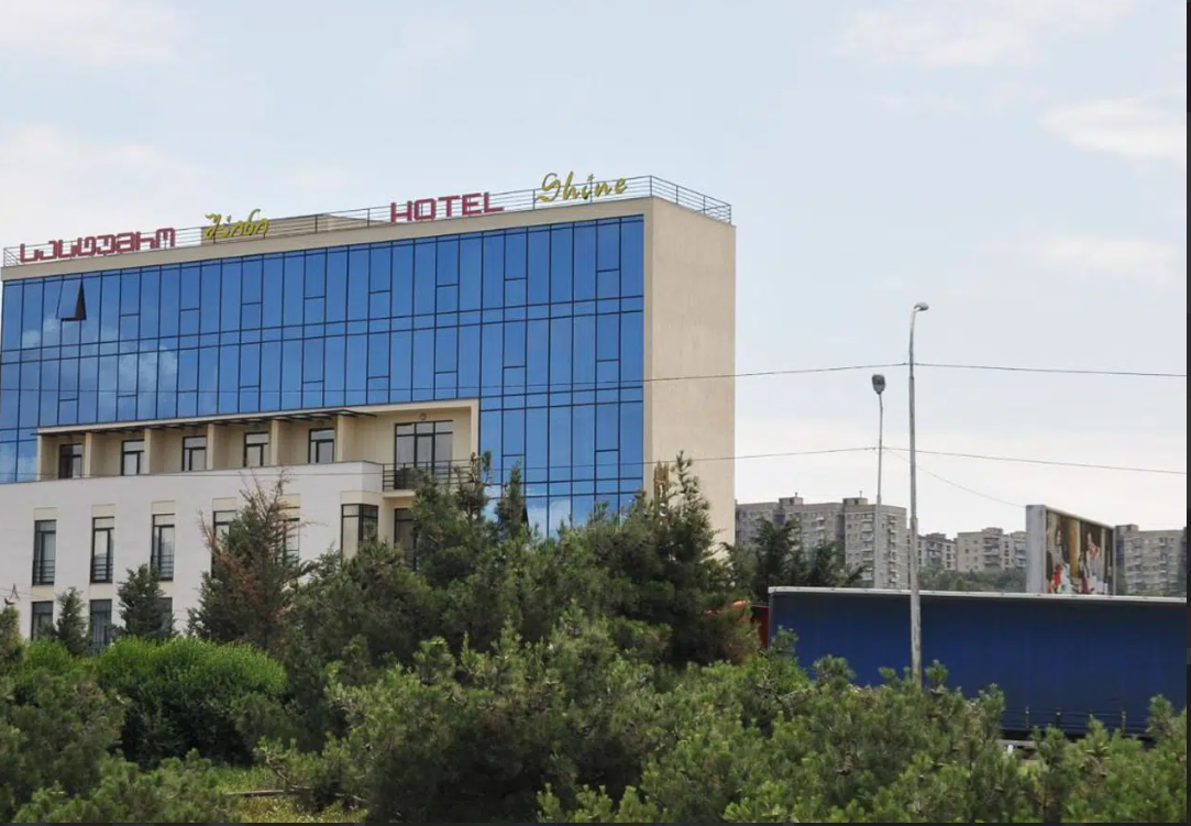 Shine Palace