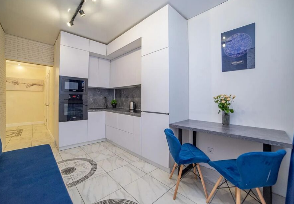 Европа-центр Братская улица, 27к3