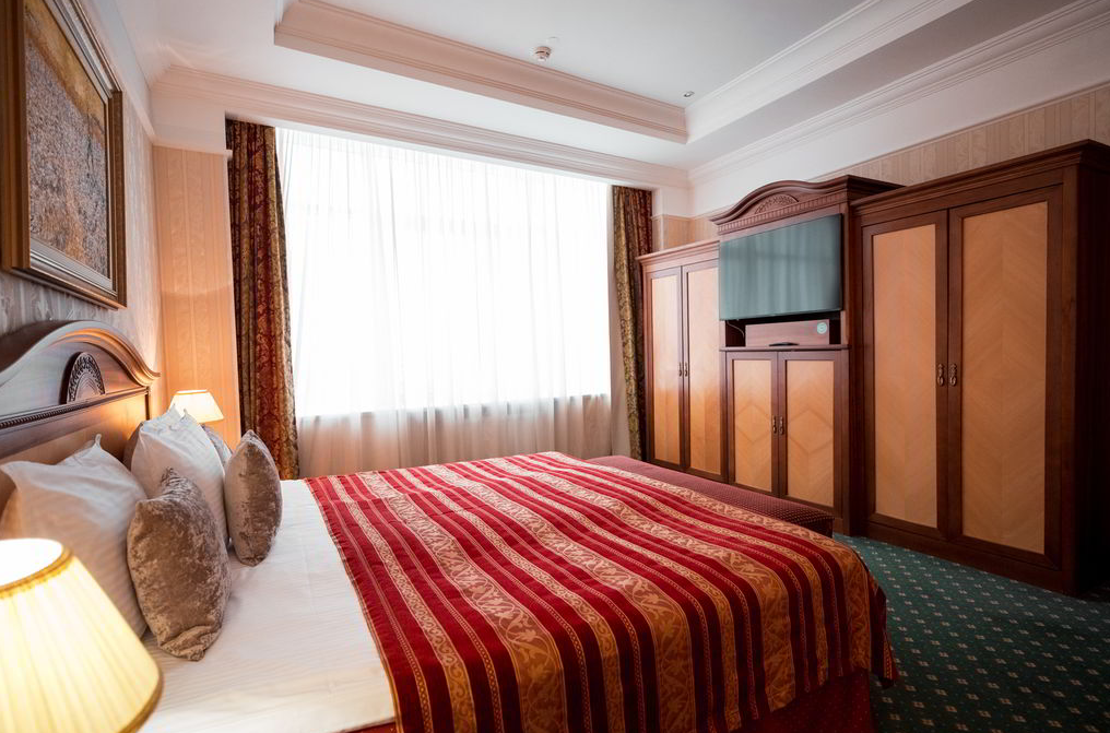 Клуб Люкс 3-местный 2-комнатный