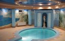 Бассейн в сауне
